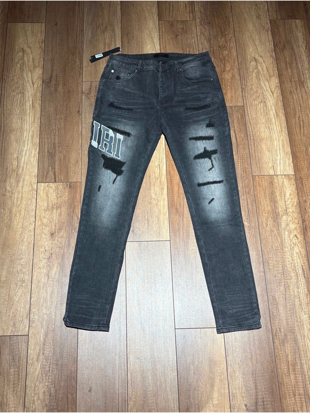 Amiri Mens Black Slim Fit Ripped Jeans with Gray Logo Waist Size 32,34 NWT